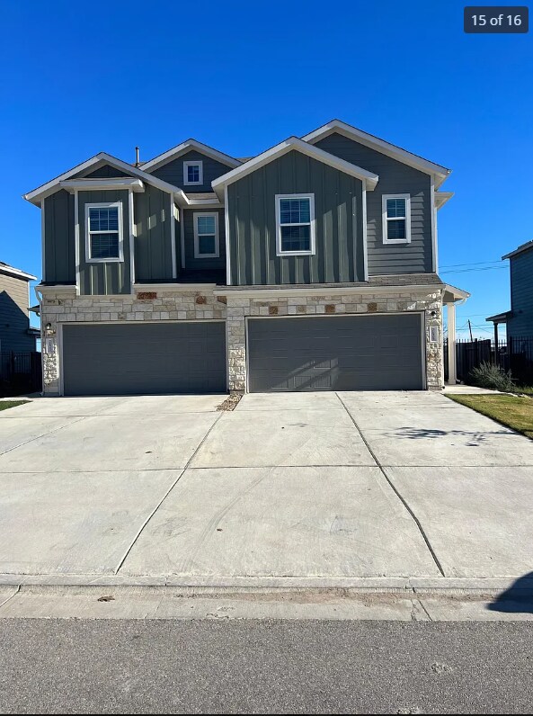 Room in Townhome on Spotted Leaf Wy in Austin, TX - Building Photo - Building Photo