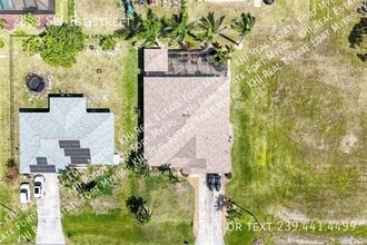 2833 SW 1st St in Cape Coral, FL - Building Photo - Building Photo