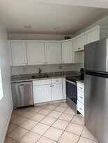 908 Normandy Trail in Delray Beach, FL - Building Photo