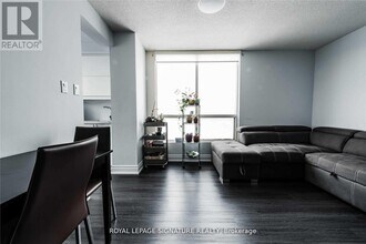 101 Subway Crescent in Toronto, ON - Building Photo - Building Photo