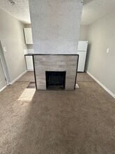 17 5th St, Unit 17 in Roseville, OH - Building Photo - Building Photo