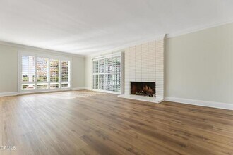 2503 Allanjay Pl in Glendale, CA - Building Photo - Building Photo