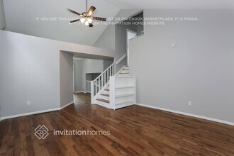 4862 S Tower Way in Aurora, CO - Building Photo - Building Photo