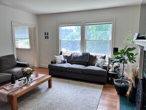 3578 Burch Ave in Cincinnati, OH - Building Photo - Building Photo