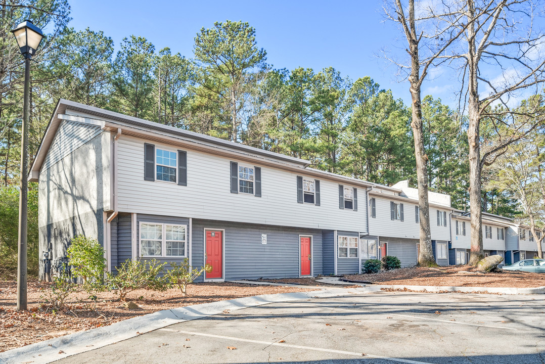 Reserve at Riverdale in College Park, GA - Building Photo