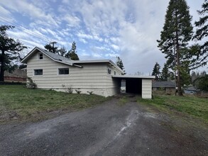 3945 Willamette St in Eugene, OR - Building Photo - Building Photo