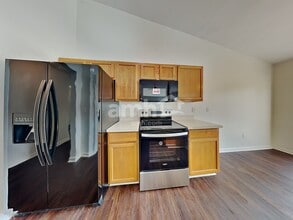 218 Bellport Dr in Greenville, SC - Building Photo - Building Photo