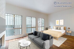 10965 Rochester Ave, Unit SI ID7073A in Los Angeles, CA - Building Photo