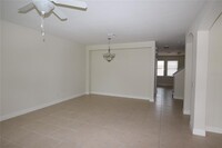 8631 Via Trieste Dr in Windermere, FL - Building Photo - Building Photo