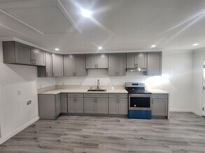 5107 Mammoth Ave, Unit 5109 Mammoth in Sherman Oaks, CA - Foto de edificio - Building Photo