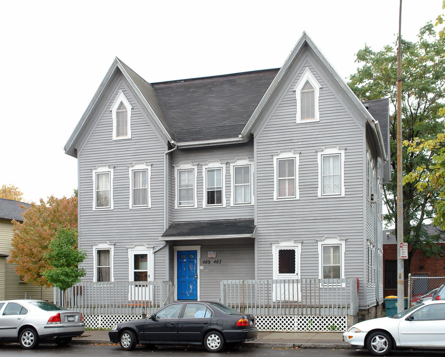 407-409 South Ave in Rochester, NY - Building Photo