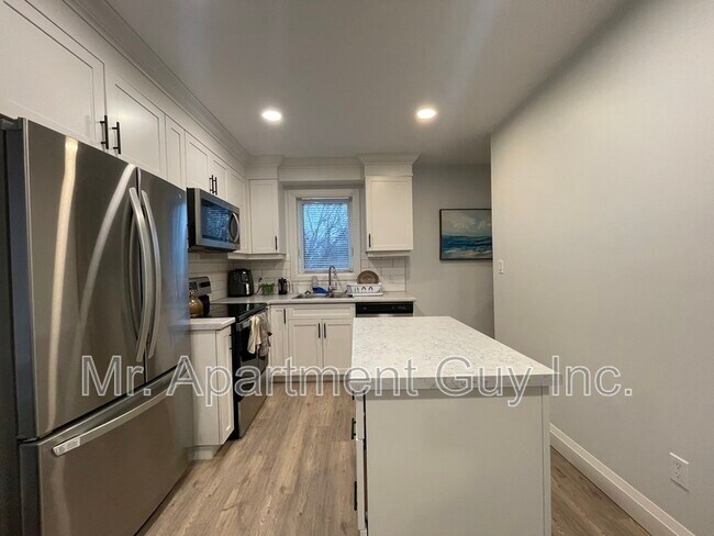 29 Gruhn St in Kitchener, ON - Building Photo - Building Photo