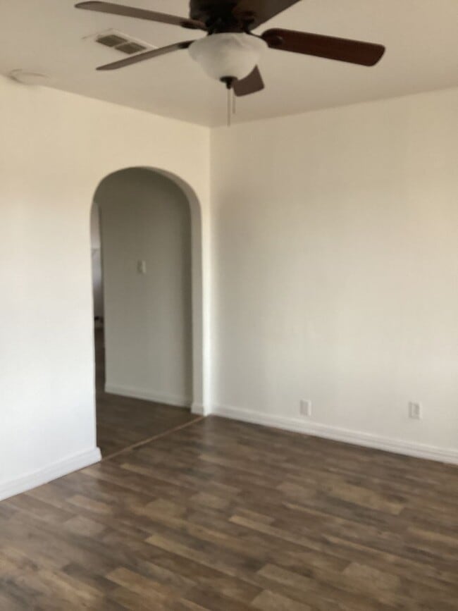 142 S Indio Ave in Portales, NM - Building Photo - Building Photo