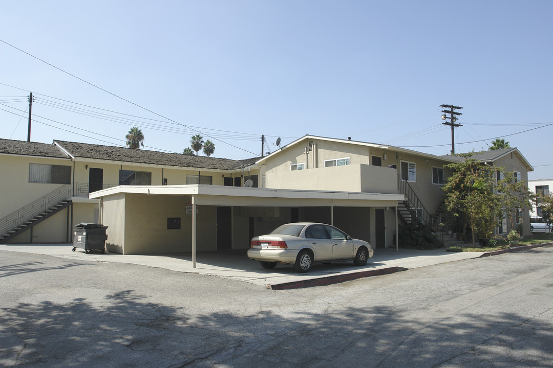 240 S San Marcos St in San Gabriel, CA - Foto de edificio