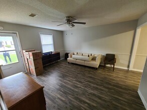 3900 Persimmon St in Columbia, SC - Building Photo - Building Photo