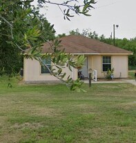 4720 Kelsey Dr in Edinburg, TX - Building Photo