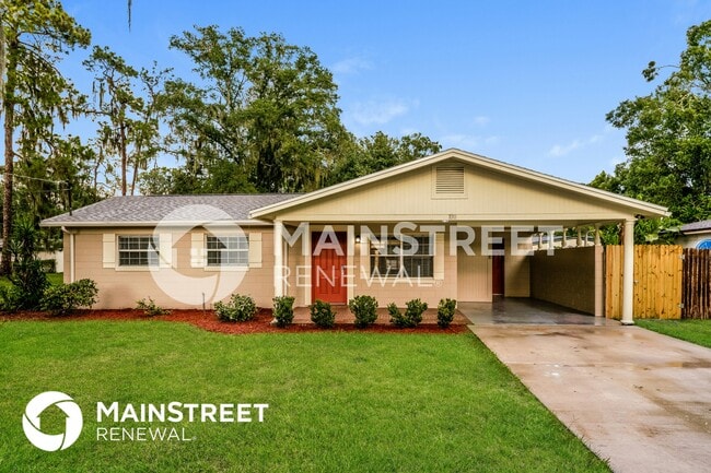 property at 1010 N Bracewell Dr