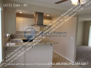 16721 Sims Lane in Huntington Beach, CA - Building Photo - Building Photo