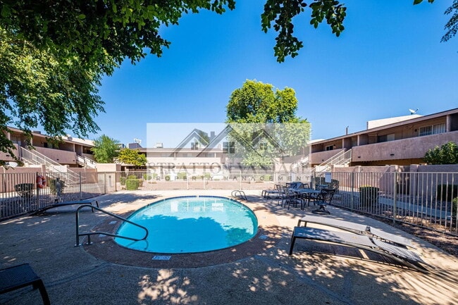 property at 810 E Colter St