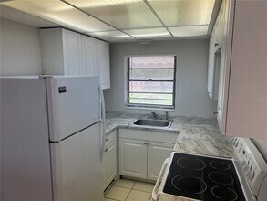 4415 13th Ave N in St. Petersburg, FL - Building Photo - Building Photo