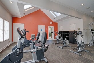 150 Summit in Birmingham, AL - Building Photo - Building Photo