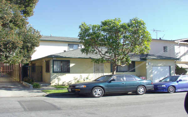 1604-1610 Orizaba Ave in Long Beach, CA - Foto de edificio - Building Photo