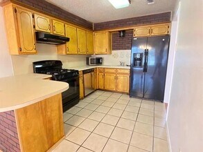 6610 Hope Ave in Lubbock, TX - Foto de edificio - Building Photo