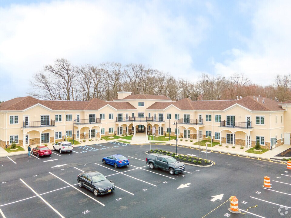 4141 Highway 516 in Matawan, NJ - Building Photo