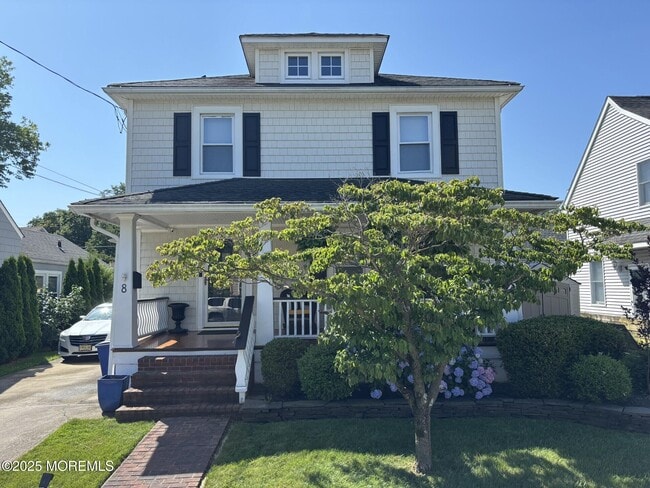property at 8 Bassett Pl