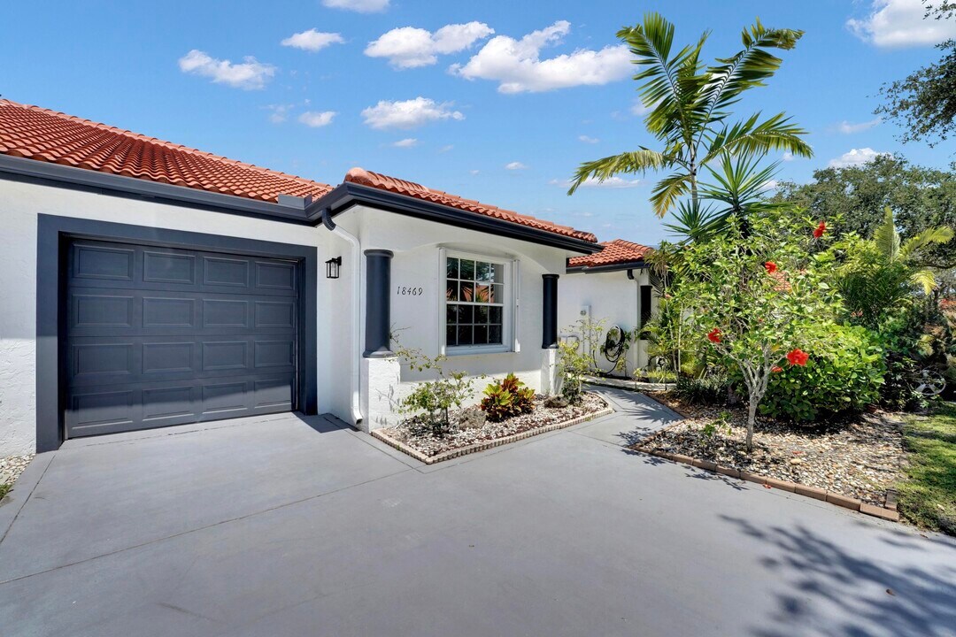 18469 Vía Di Sorrento in Boca Raton, FL - Building Photo