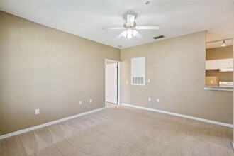 825 Grand Regency Pointe in Altamonte Springs, FL - Building Photo - Building Photo