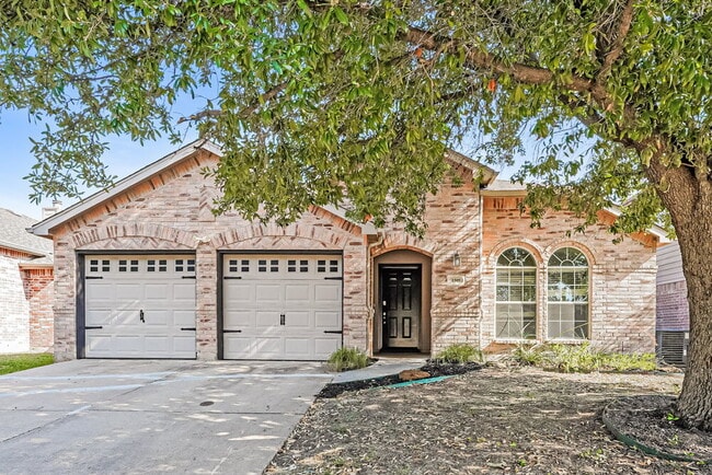property at 1509 Nighthawk Dr