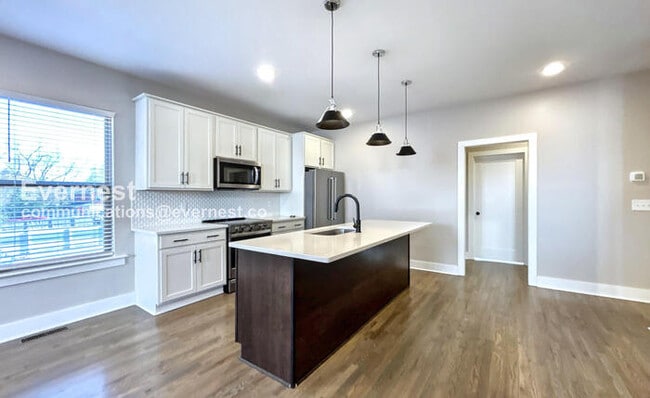 208 Thompson Park Dr in Nashville, TN - Building Photo - Building Photo