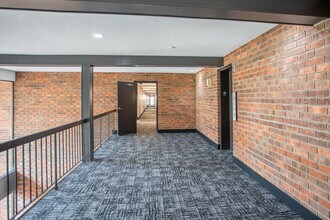 Heatherwood Apartments | MODERNIZED LIVING in West St. Paul, MN - Building Photo - Interior Photo