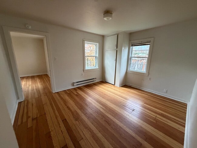 440 B St in Ashland, OR - Building Photo - Building Photo