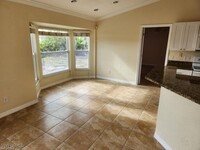 5 NW 30th Pl in Cape Coral, FL - Foto de edificio - Building Photo