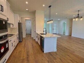 5206 Country Club Dr in Lago Vista, TX - Building Photo - Building Photo