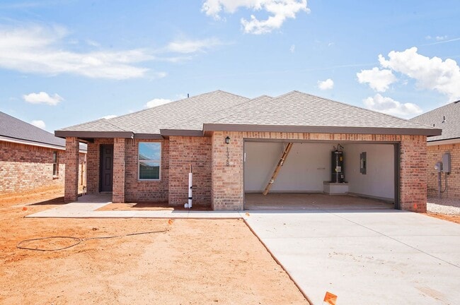 1328 Bajada St in Midland, TX - Foto de edificio - Building Photo