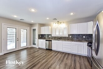 11197 Sandrone Ave in Las Vegas, NV - Building Photo - Building Photo
