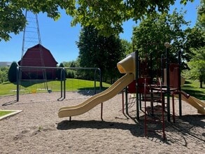 15573 June Grass Ln in Eden Prairie, MN - Building Photo - Building Photo