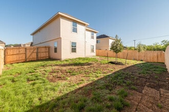 5106 War Horse Dr in San Antonio, TX - Building Photo - Building Photo