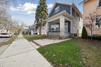 1521 W Philadelphia St in Detroit, MI - Building Photo - Building Photo