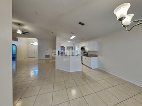 4513 Arizona Sun Ct in Valrico, FL - Building Photo - Building Photo