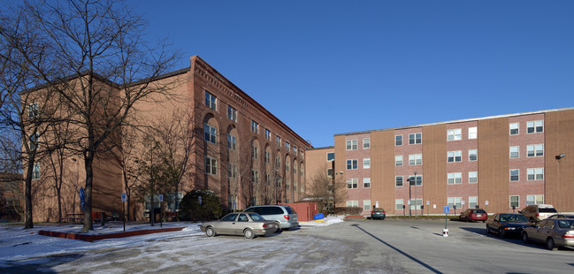 Rand Place Apartments in Central Falls, RI - Building Photo - Building Photo