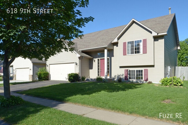 property at 618 9th St