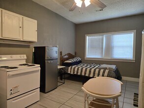 2506 40th St in Lubbock, TX - Building Photo - Building Photo