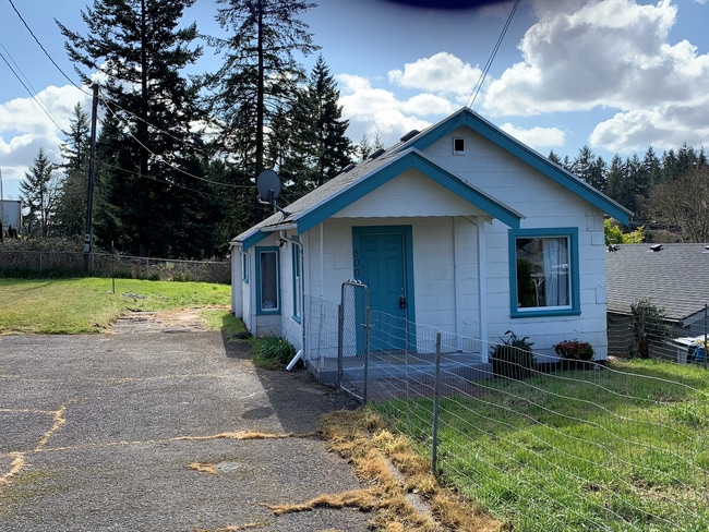 800 Oakhill Ave SE in Salem, OR - Building Photo - Building Photo