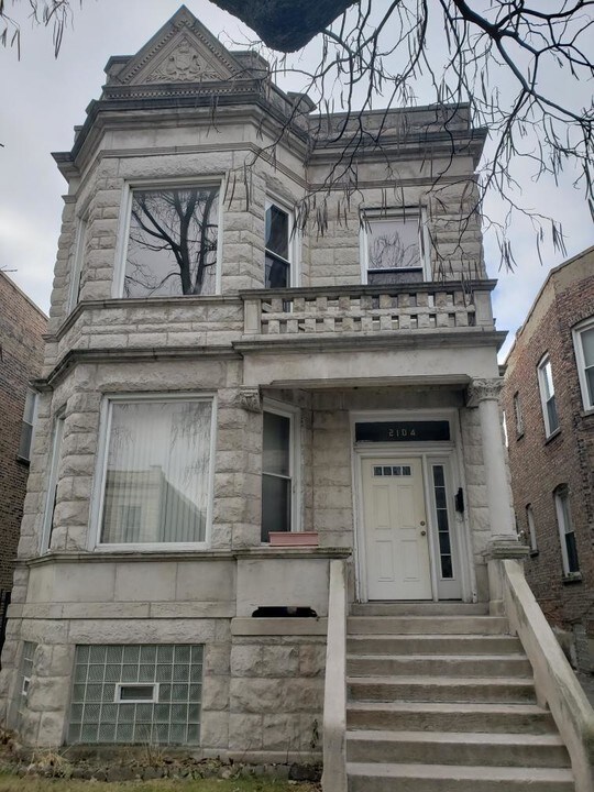 2104 S Springfield Ave in Chicago, IL - Building Photo