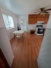 3435 Dawson St, Unit Apt 1B in Pittsburgh, PA - Foto de edificio - Building Photo