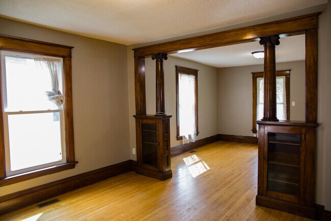 1145 14th Ave SE in Minneapolis, MN - Building Photo - Building Photo